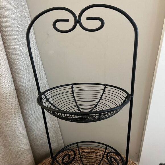 1990s Vintage Black Metal Wrought Iron Two-Tiered Kitchen Fruit Basket Stand - Picture 4 of 4